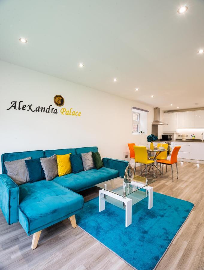The 'Pinky' - Beautiful 1 Bed Apartment In Hatfield - Free Parking - Near Uni & Business Park - Big Savings On Long Stays Luaran gambar